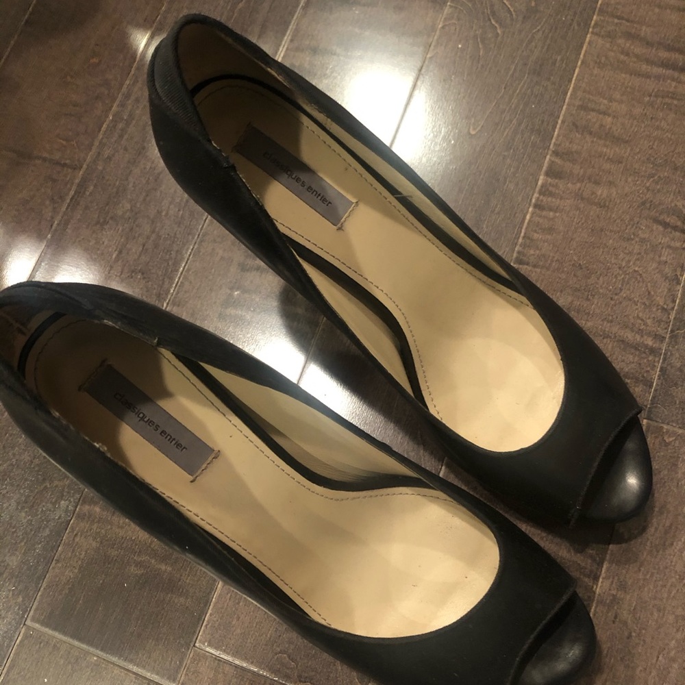 Classic peep toe platform heels